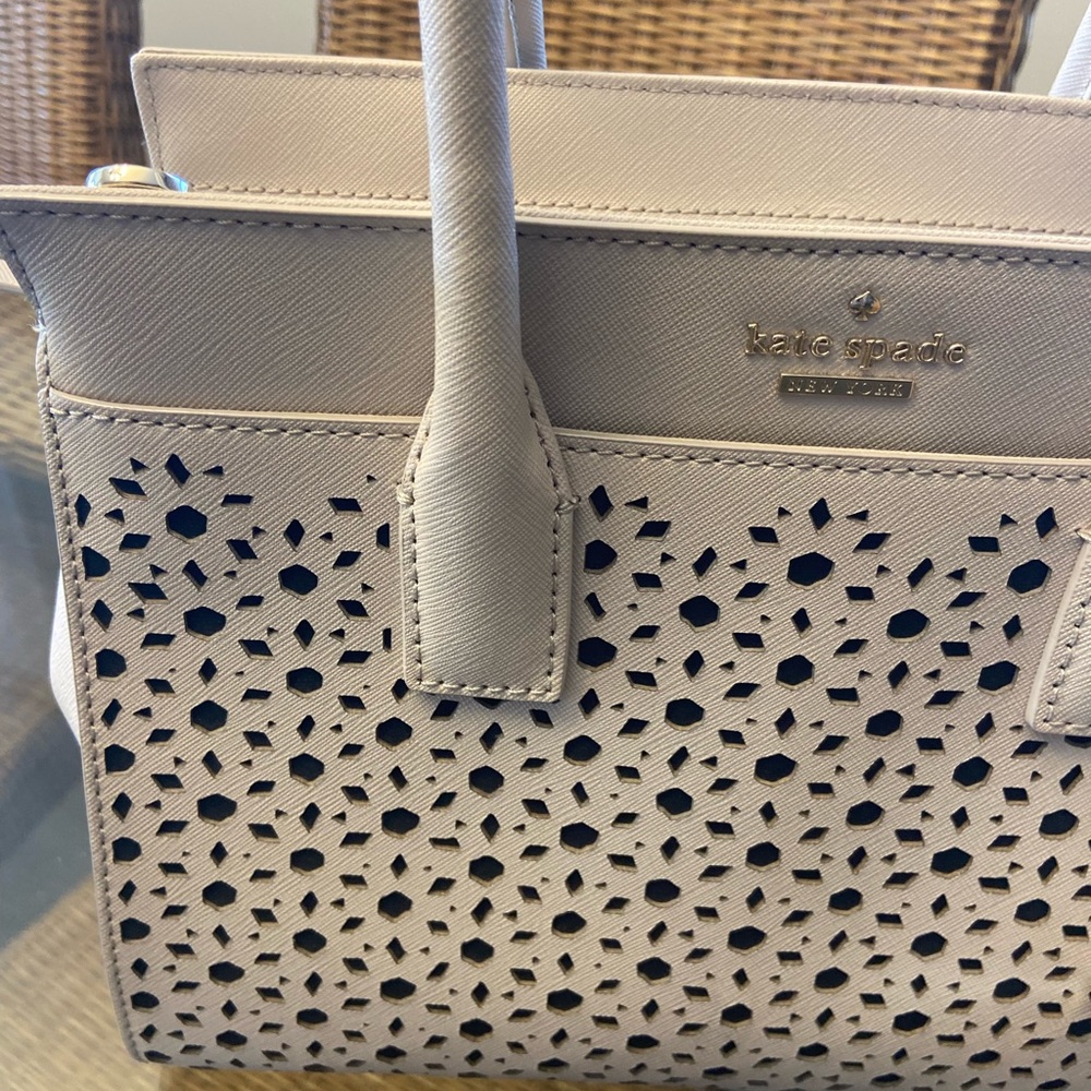 ♠️ Authentic Kate Spade Satchel - Picture 10 of 15